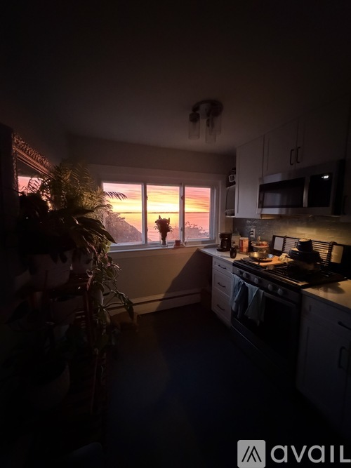 190 Bellingham Ave 1 Single Family Home for Rent - Photo gallery 5
