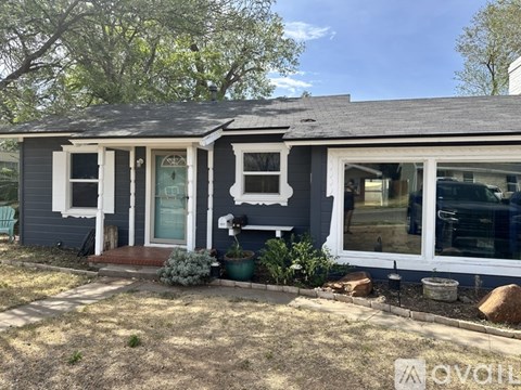 1917 27Th Street 3 Beds Apartment for Rent