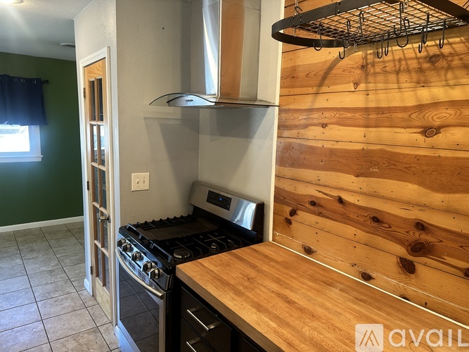 1917 27th Street 3 Beds Single Family Home for Rent - Photo gallery 5