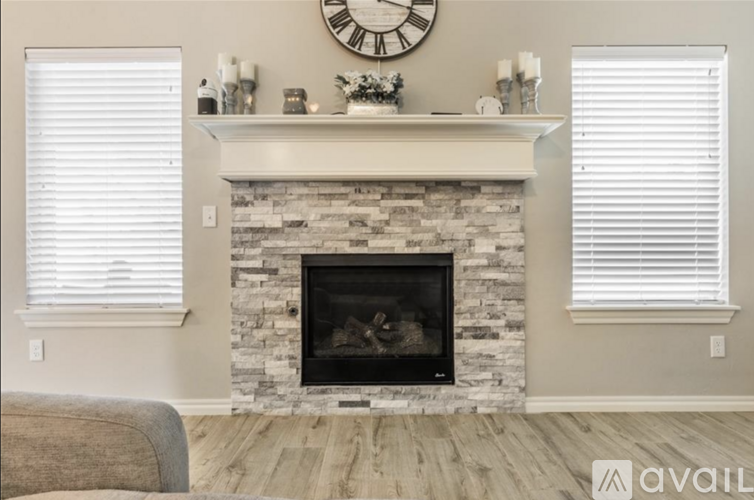 3700 Palisade Lane 4 Beds Single Family Home for Rent - Photo gallery 4