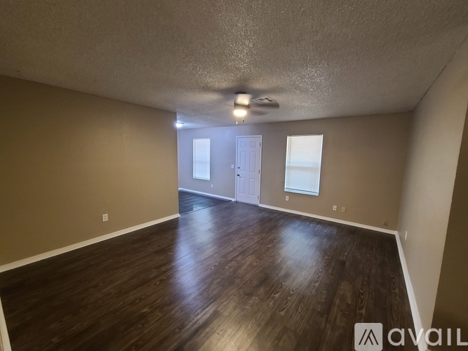 1824 N Kaye Dr 4 Beds Single Family Home for Rent - Photo gallery 3