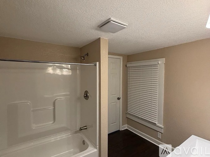 912 North Price Street 3 Beds Single Family Home for Rent - Photo gallery 5