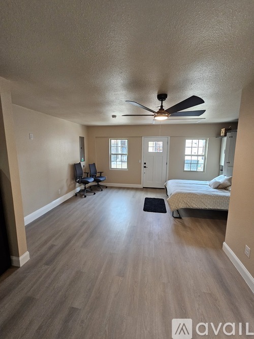 2020 Oakmeadow St 1 Apartment for Rent - Photo gallery 4