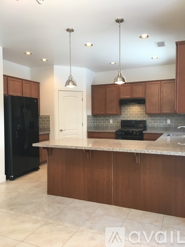 2317 West Mission Timber Circle 4 Beds Single Family Home for Rent - Photo gallery 3