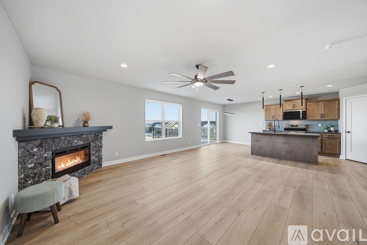 8920 Peregrine Rd 4 Beds Single Family Home for Rent - Photo gallery 4
