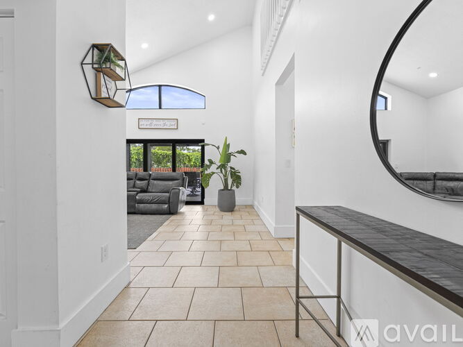 4480 Southwest 153rd Avenue 4 Beds Single Family Home for Rent - Photo gallery 4