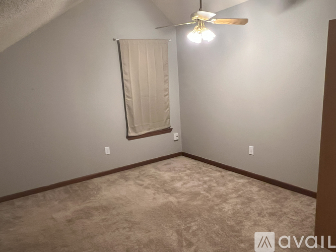 8335 Summa Ave 1 Condo for Rent - Photo gallery 1