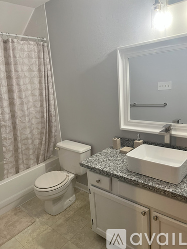 8335 Summa Ave 1 Condo for Rent - Photo gallery 2