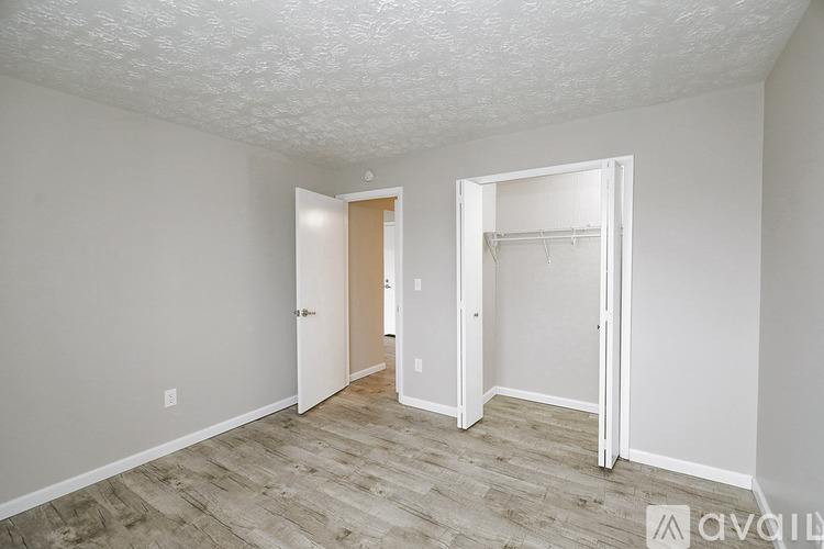 7 Dorchester Drive 1 Apartment for Rent - Photo gallery 1