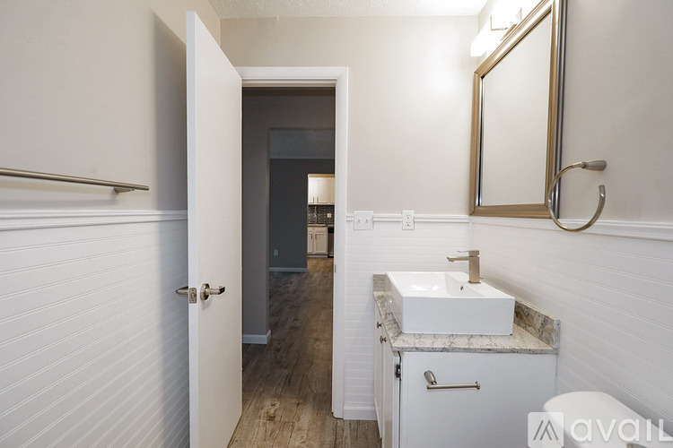 7 Dorchester Drive 1 Apartment for Rent - Photo gallery 5