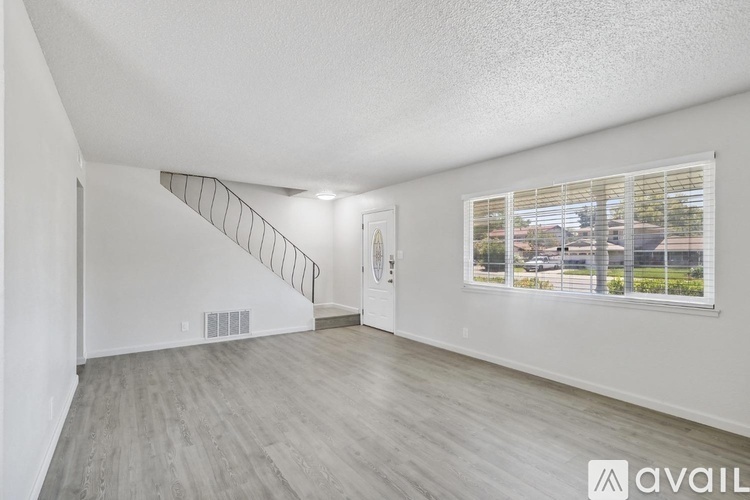 9101 La Riviera Dr 1 Apartment for Rent - Photo gallery 2