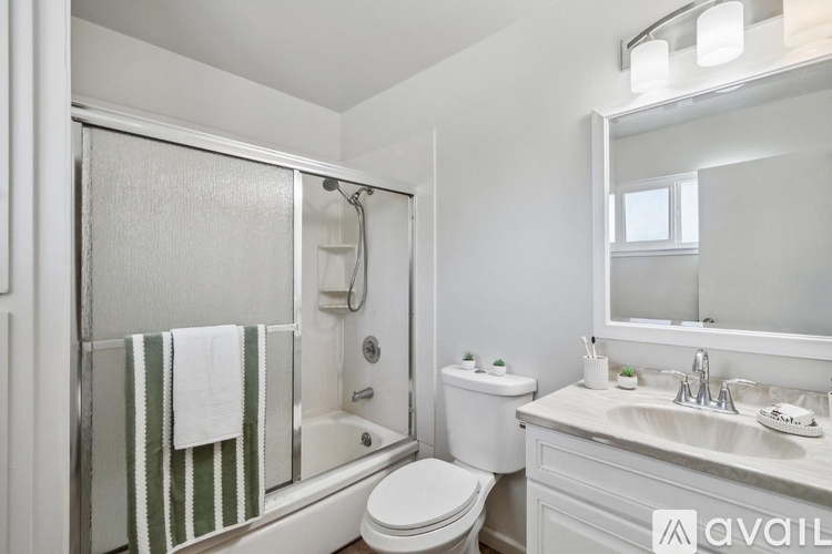 9101 La Riviera Dr 1 Apartment for Rent - Photo gallery 5