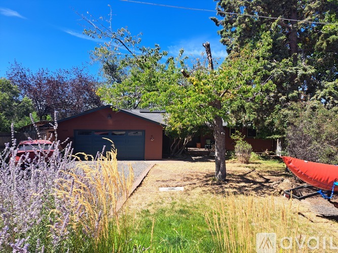 Midtown 3 Beds Single Family Home for Rent - Photo gallery 1