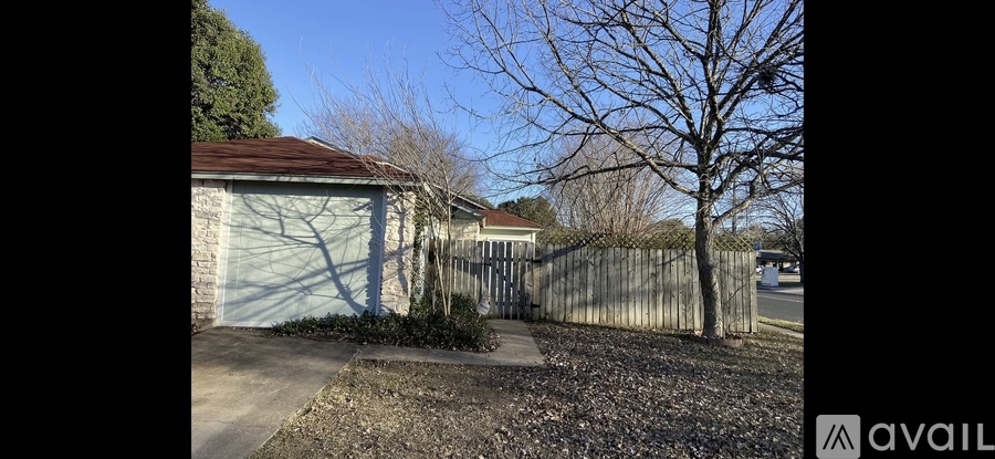 7605 Woodstone Cove 3 Beds Townhouse for Rent - Photo gallery 2