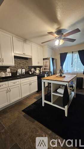 536 Rose Lane 3 Beds Single Family Home for Rent - Photo gallery 2