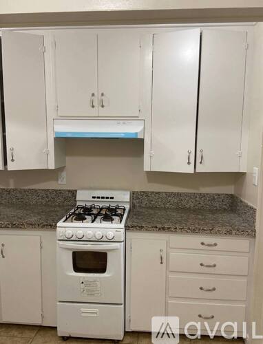 505 N Valencia Blvd 1 Single Family Home for Rent - Photo gallery 5