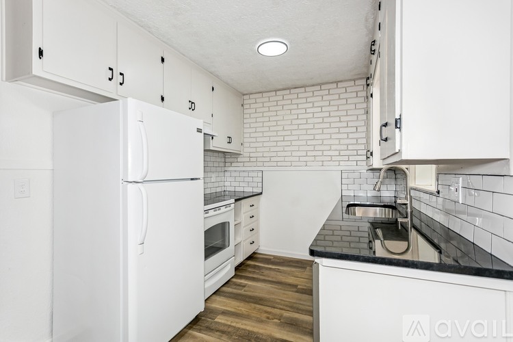 2321 W Lydia St 3 Beds Single Family Home for Rent - Photo gallery 5