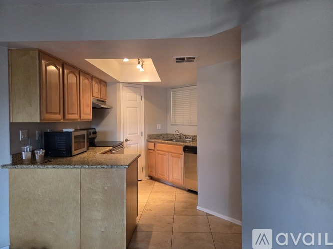 2228 North 52nd Street 2 Beds Condo for Rent - Photo gallery 4
