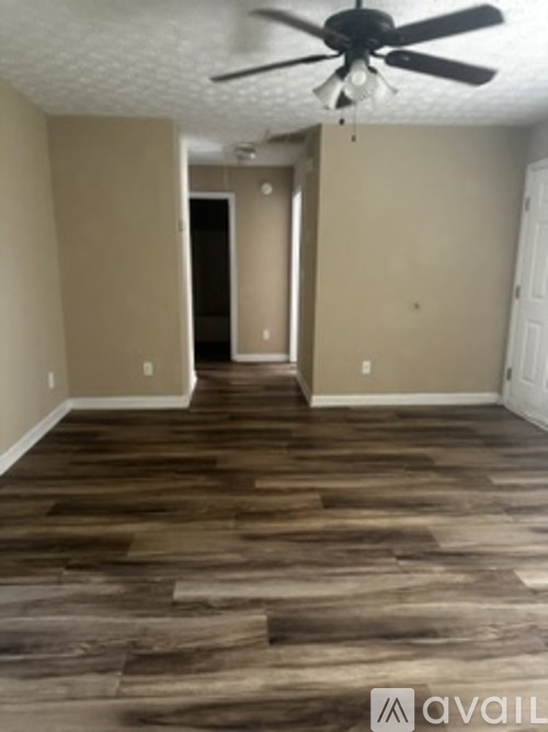 286 Courtyard Circle 3 Beds Single Family Home for Rent - Photo gallery 2