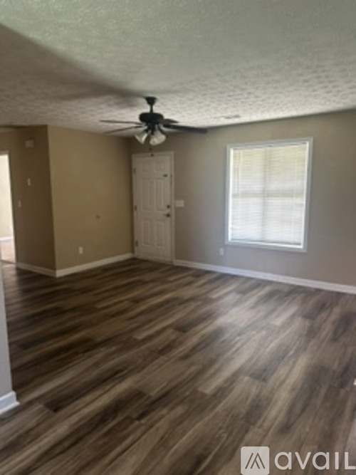 286 Courtyard Circle 3 Beds Single Family Home for Rent - Photo gallery 3