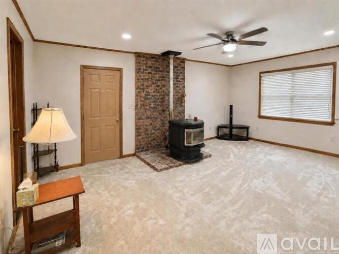 4727 U.S. 79 South 3 Beds Single Family Home for Rent - Photo gallery 4