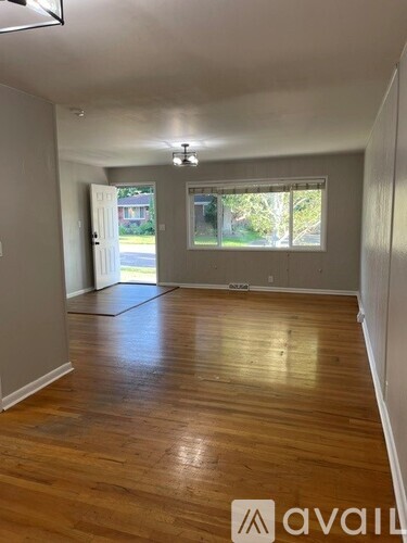 3230 West Grand Avenue 4 Beds Single Family Home for Rent - Photo gallery 3