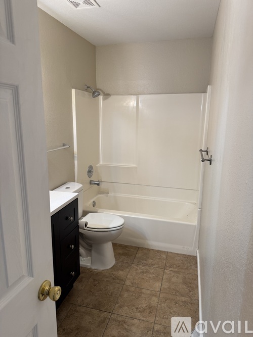 11780 W 46th Ave 3 Beds Single Family Home for Rent - Photo gallery 4
