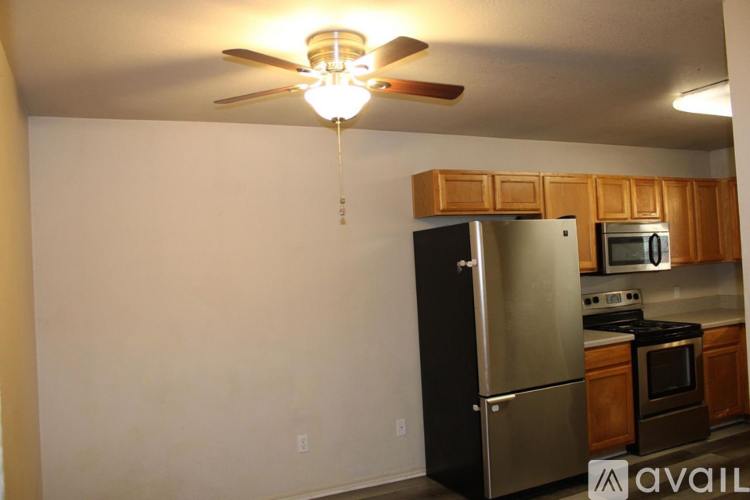 415 E 4th Ave 2 Beds Apartment for Rent - Photo gallery 5