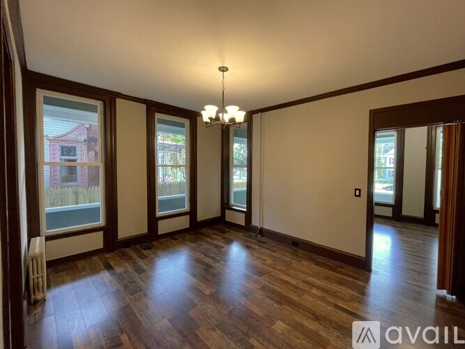 524 W Water St 1 Apartment for Rent - Photo gallery 1
