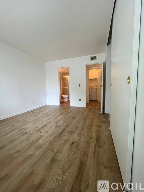 8555 S Fairmount Dr 2 Beds Apartment for Rent - Photo gallery 2