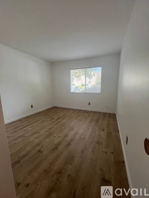 8555 S Fairmount Dr 2 Beds Apartment for Rent - Photo gallery 5