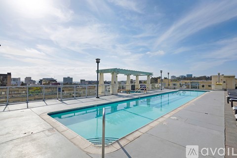 850 Beech Street 2 Beds Apartment for Rent