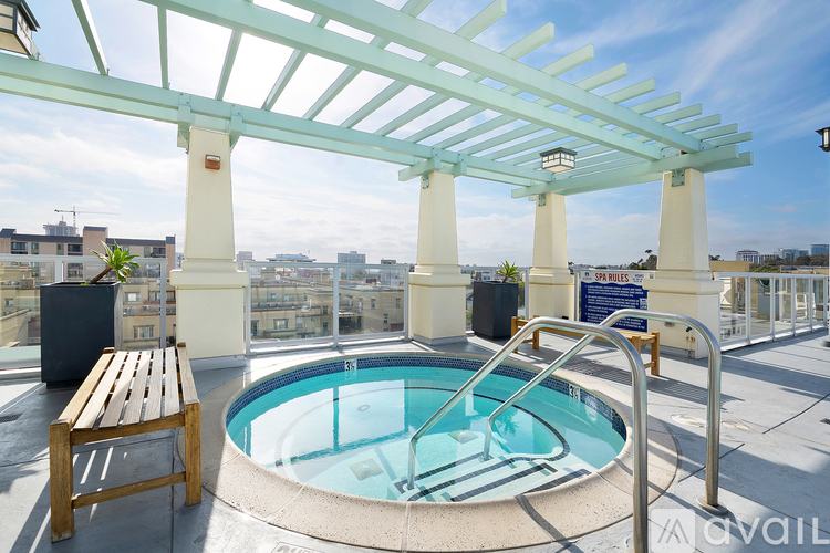 850 Beech Street 2 Beds Condo for Rent - Photo gallery 2