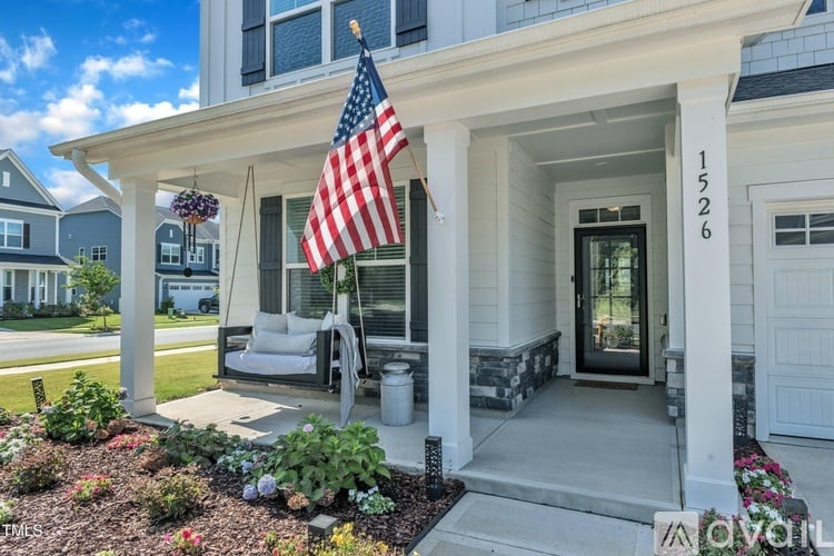 1526 Cloverfield Court 5 Beds Single Family Home for Rent - Photo gallery 4