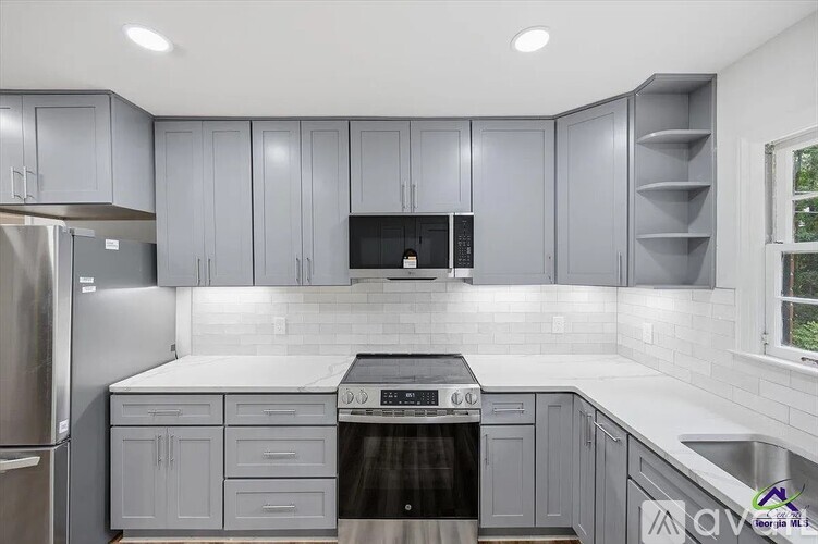 1320 Briarcliff Rd 3 Beds Single Family Home for Rent - Photo gallery 3