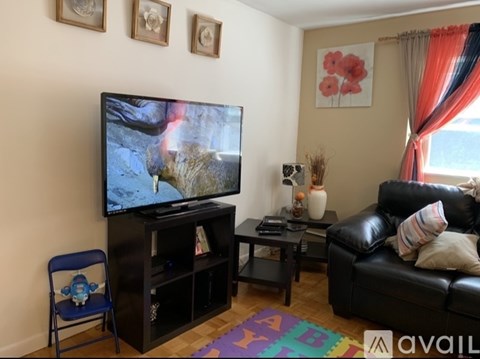 5050 Washington Street 2 Beds Apartment for Rent