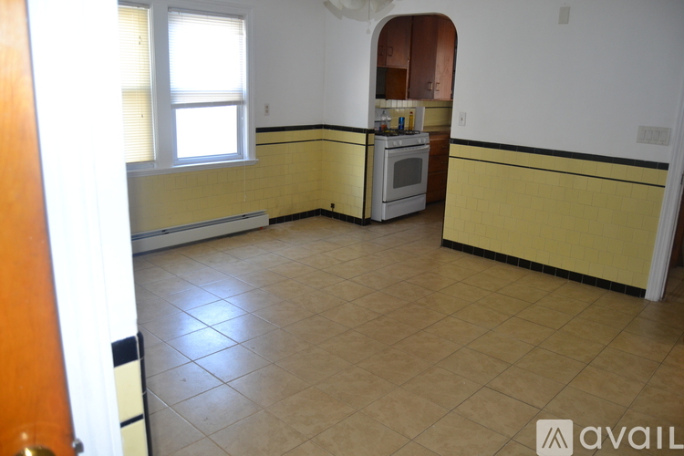 444 Academy Avenue 3 Beds Apartment for Rent - Photo gallery 4