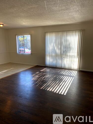 1134 E 81st St 1 Apartment for Rent - Photo gallery 1