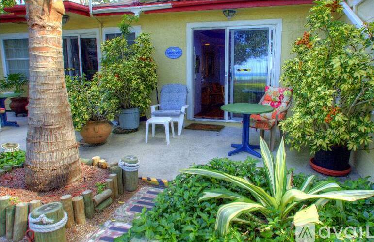 2818 Avenue E 1 Apartment for Rent - Photo gallery 2