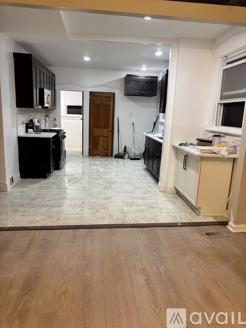 292 South Burnet Street 3 Beds Single Family Home for Rent - Photo gallery 3