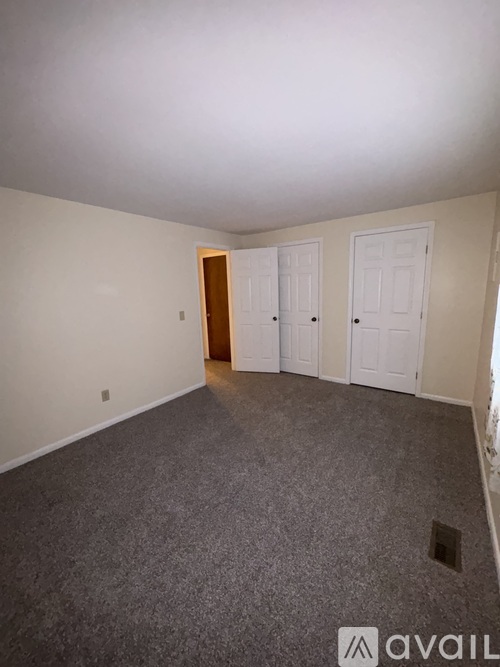 214 Euclid Ave 2 Beds Apartment for Rent - Photo gallery 1