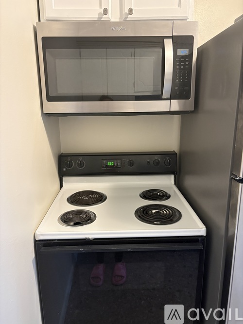 214 Euclid Ave 2 Beds Apartment for Rent - Photo gallery 5