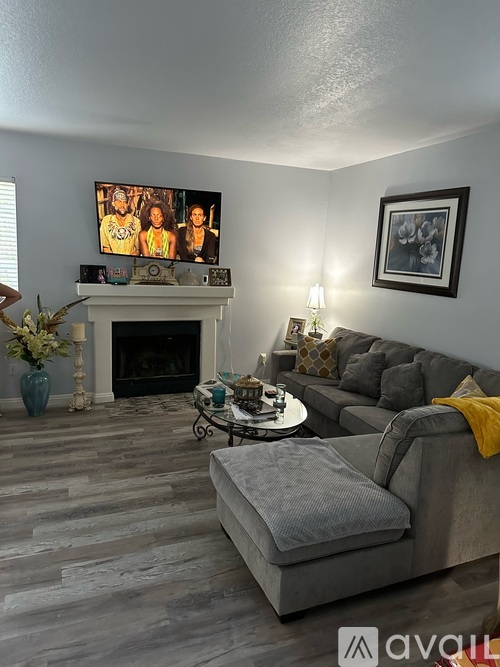 4371 Oak Glen St 3 Beds Single Family Home for Rent - Photo gallery 3