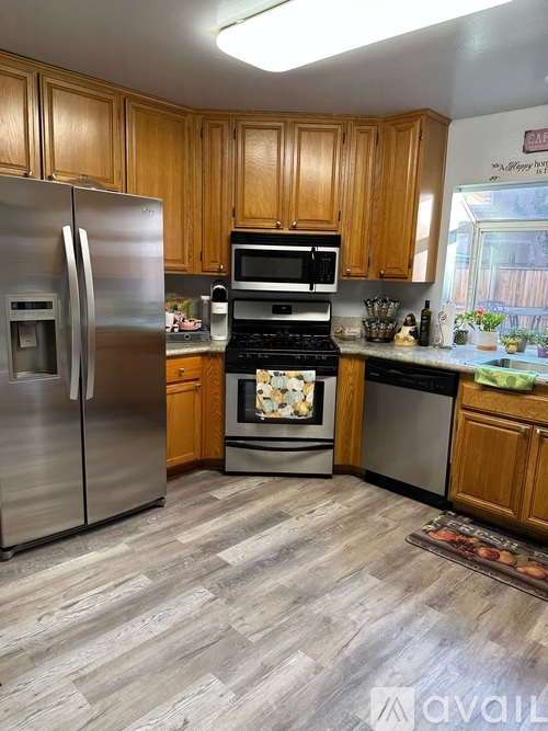 4371 Oak Glen St 3 Beds Single Family Home for Rent - Photo gallery 5