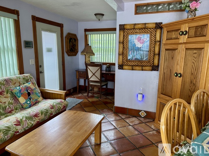 2818 Avenue E 1 Apartment for Rent - Photo gallery 4