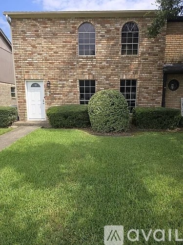 465 Longmeadow Dr 3 Beds Apartment for Rent