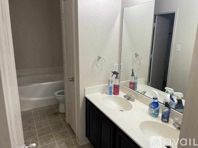 516 Harvard Drive 4 Beds Single Family Home for Rent - Photo gallery 1