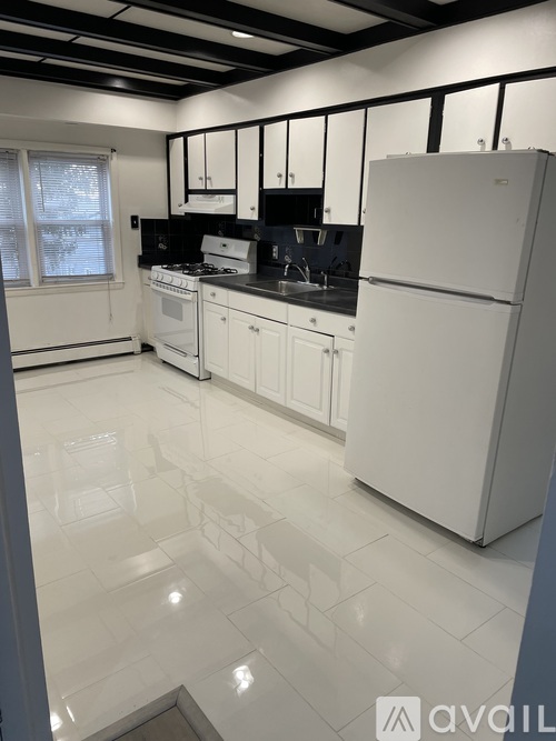1509 67th St 2 Beds Apartment for Rent - Photo gallery 2