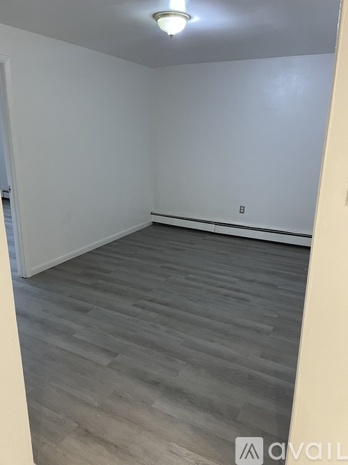 1509 67th St 2 Beds Apartment for Rent - Photo gallery 3