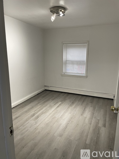 1509 67th St 2 Beds Apartment for Rent - Photo gallery 4